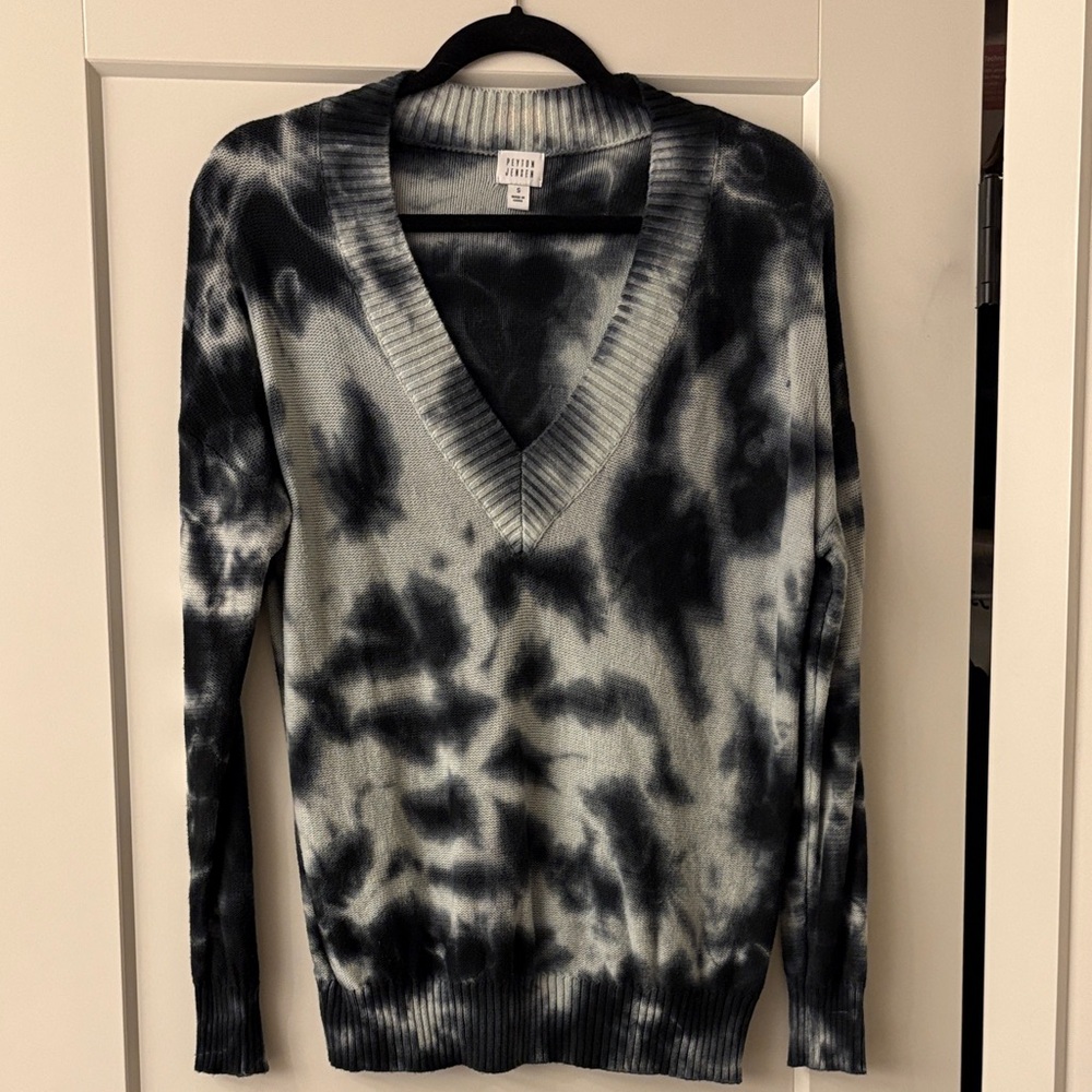Dark blue/light blue Tie-Dye Sweater